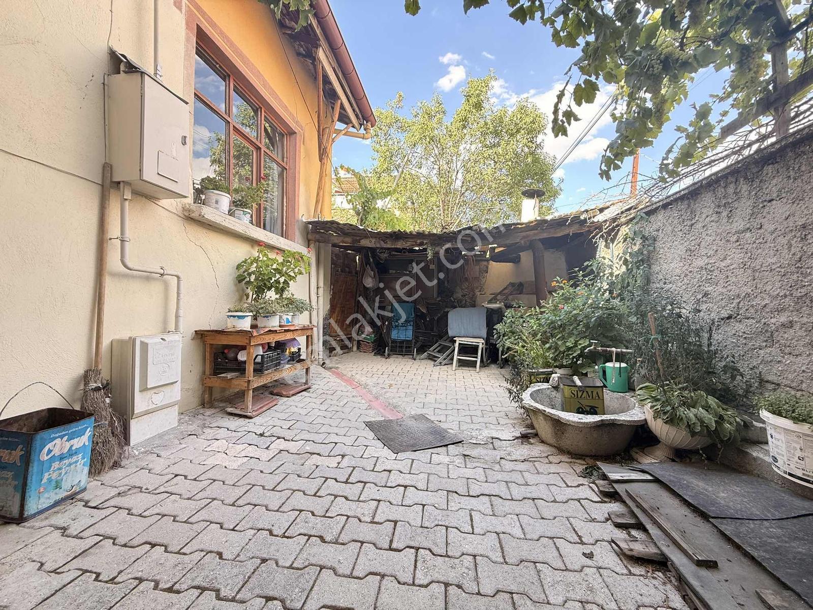 Meram Kovanağzı Mahallesinde 3+1 Müstakil Daire — fotoğraf 11