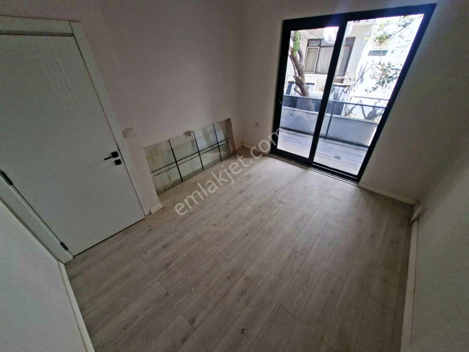 Aktif'ten Akçay Merkez'de Satılık Müstakil Tadında Denize Yakın Lüx 2+1 Daire — fotoğraf 17