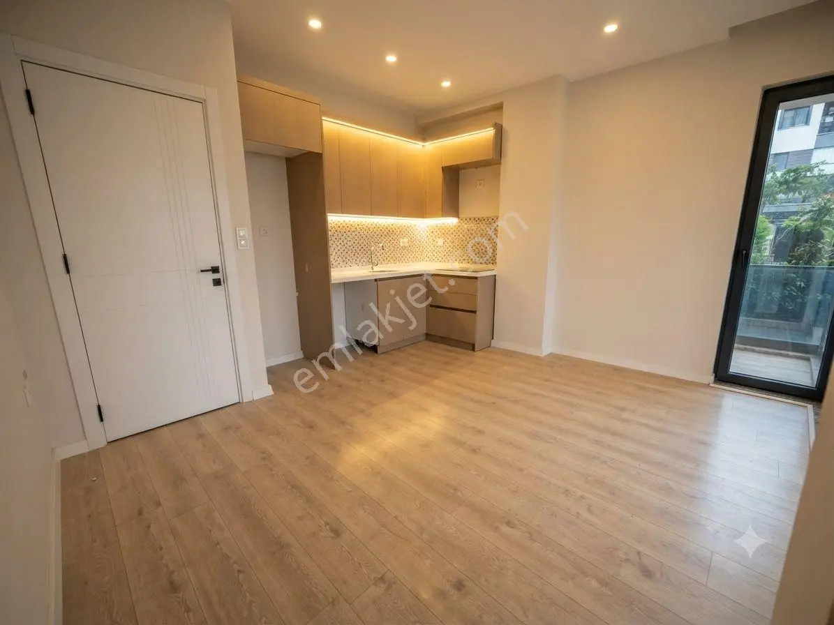 Aktif'ten Akçay Merkez'de Satılık Müstakil Tadında Denize Yakın Lüx 2+1 Daire — fotoğraf 22