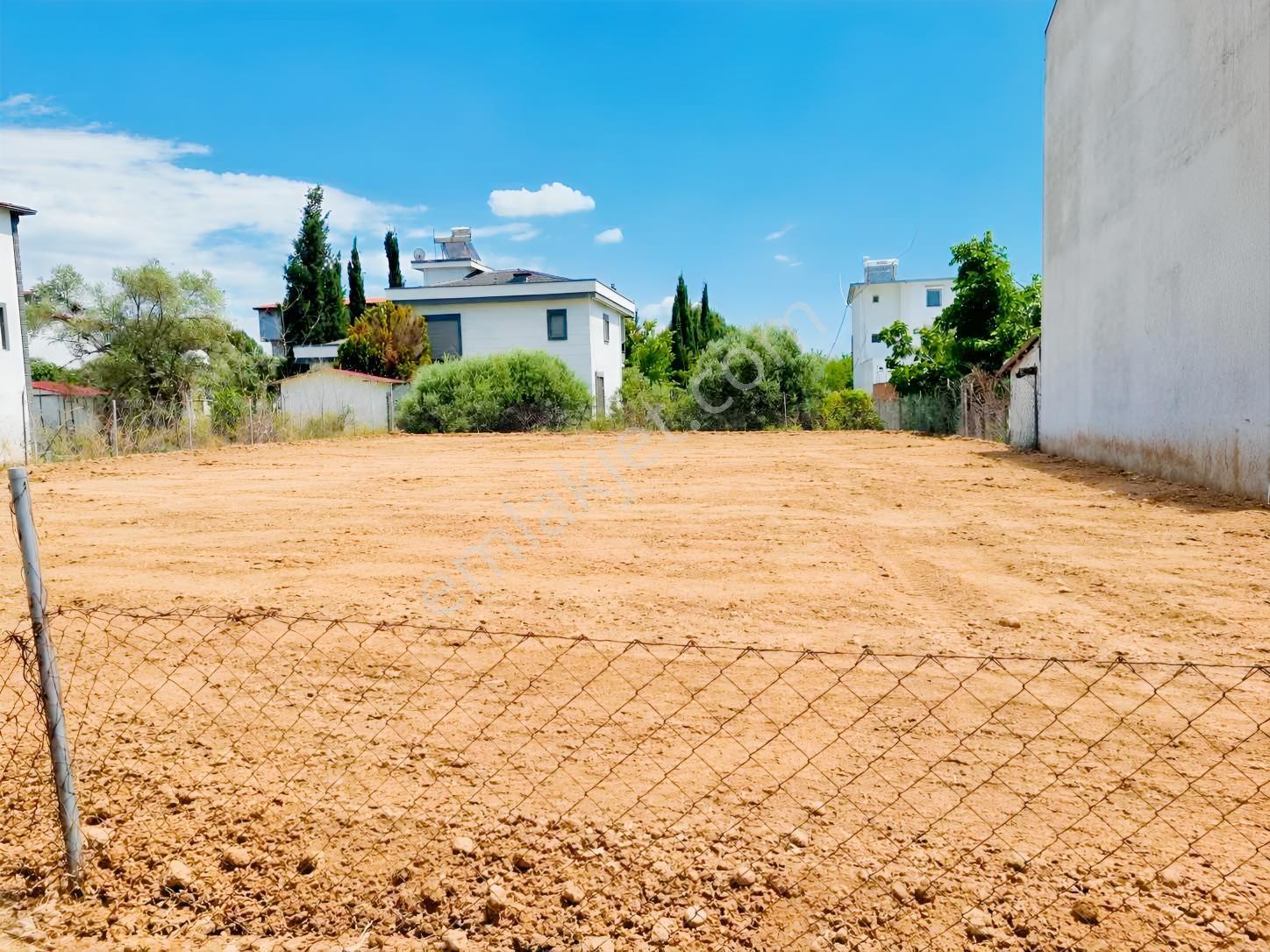Urla Torasan'da Kıyıya Yakın 15/30 Villa İmarlı Arsa — fotoğraf 2