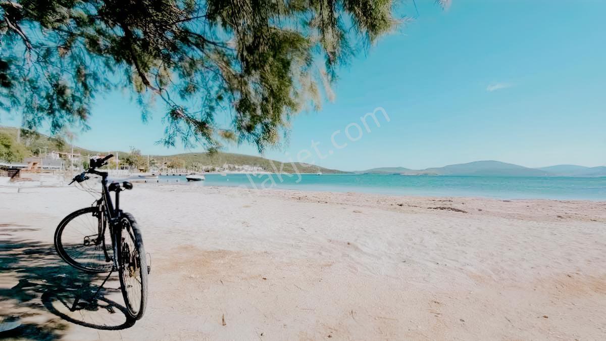 Urla Torasan'da Kıyıya Yakın 15/30 Villa İmarlı Arsa — fotoğraf 17