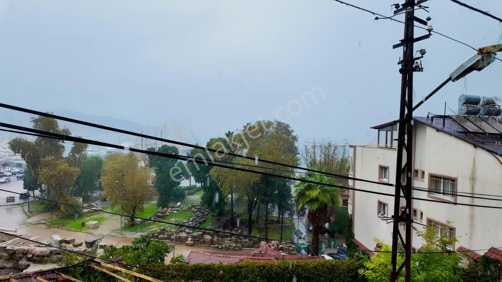 Satılık Fethiye Karagözlerde Deniz Ve Yat Limanı Manzaralı Ko — fotoğraf 17