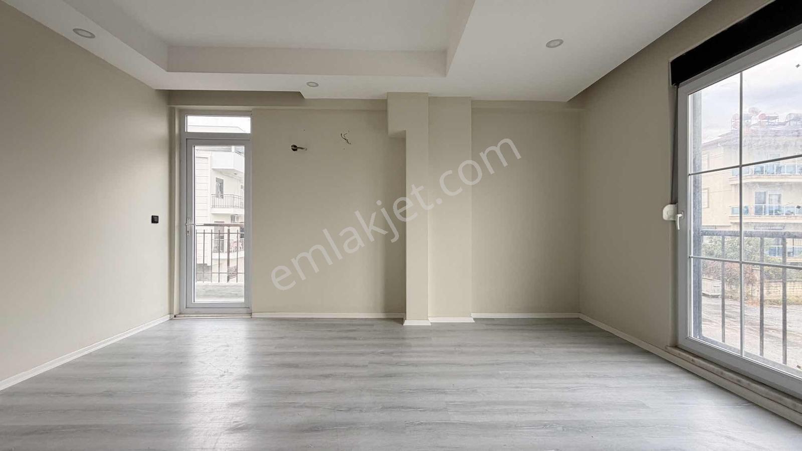Sarılarda Arakat 3+1*ayrı Mutfaklı*havuzlu*asansörlü*fitness — fotoğraf 2