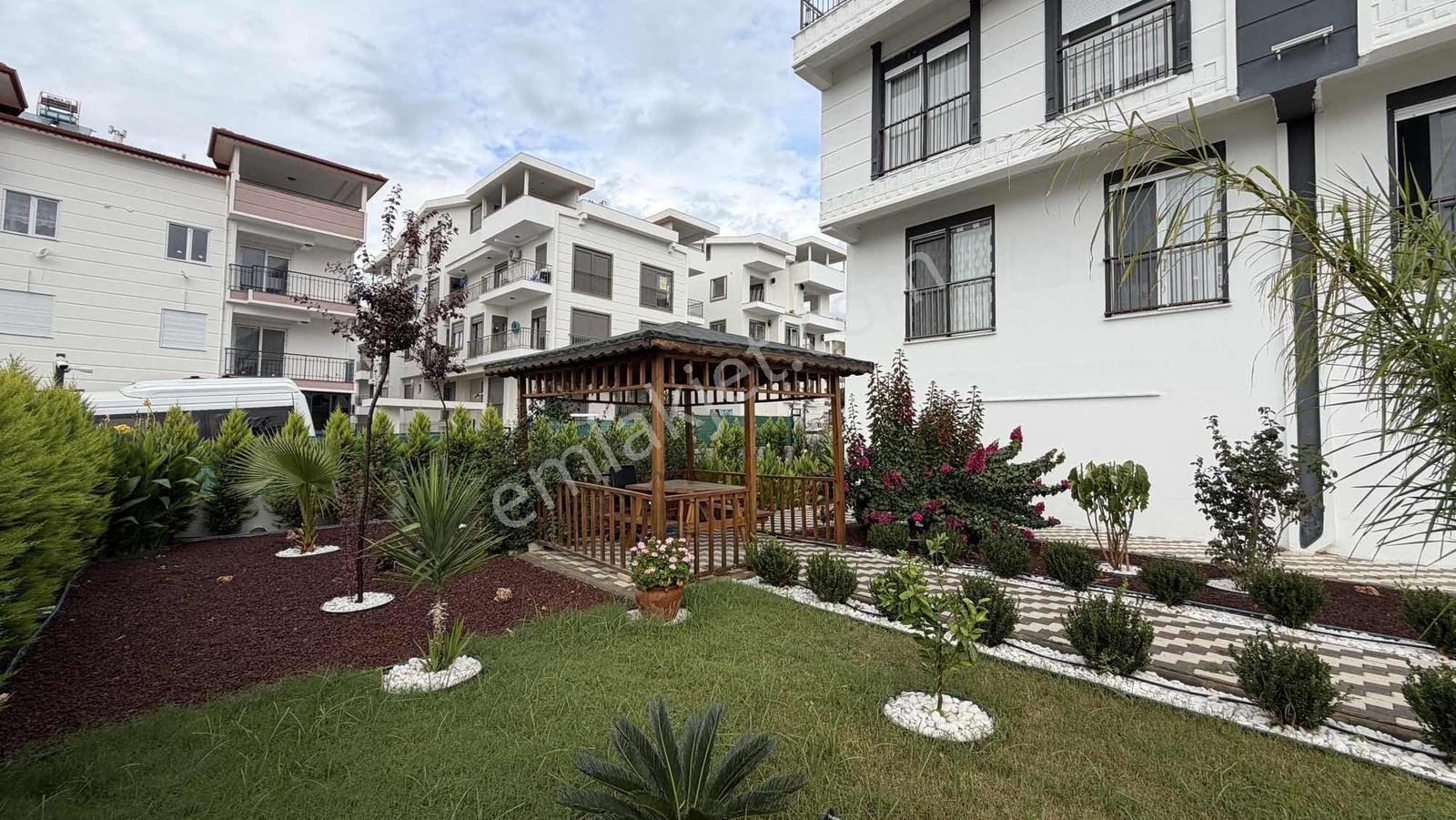 Sarılarda Arakat 3+1*ayrı Mutfaklı*havuzlu*asansörlü*fitness — fotoğraf 9