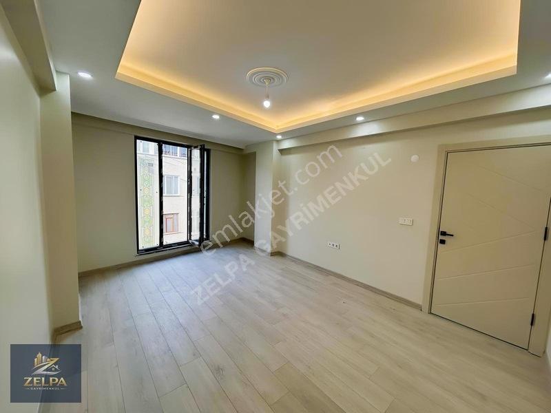 Zelpa Gayrimenkul'Den Uğurmumcu Mah.De Satılık 2+1 Daire
