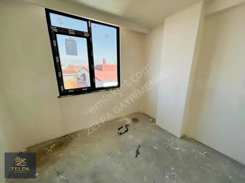 Zelpa Gayrimenkul'den Malkoçoğlu Mah.de Satılık 2+1 Daire — fotoğraf 4