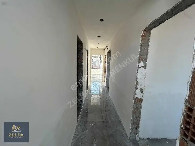 Zelpa Gayrimenkul'den Malkoçoğlu Mah.de Satılık 2+1 Daire — fotoğraf 8