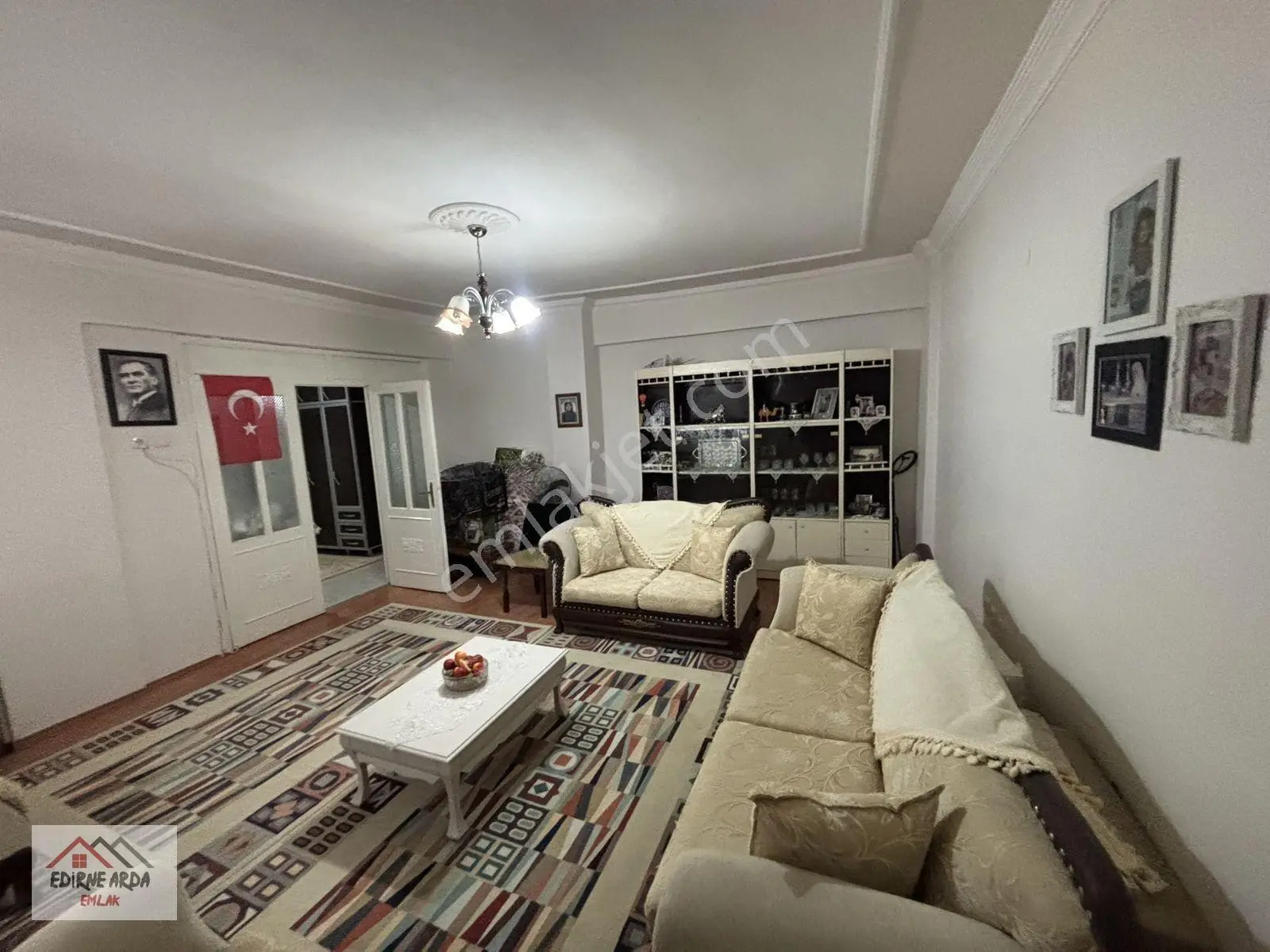 Arda Emlak Ofisin’den Cumartesi Pazarı Yakını Ara Kat Kapalı Balkonlu Daire — fotoğraf 8