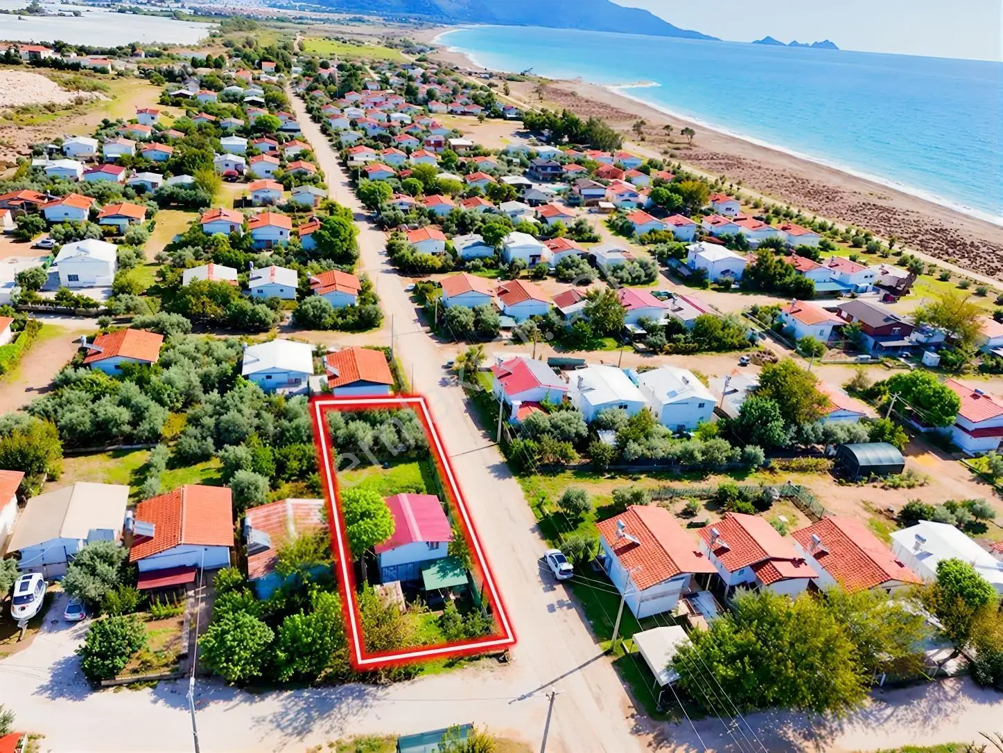 Kumluca Sahilinde Denizle İçiçe Satılık Yazlık Denızobası — fotoğraf 28