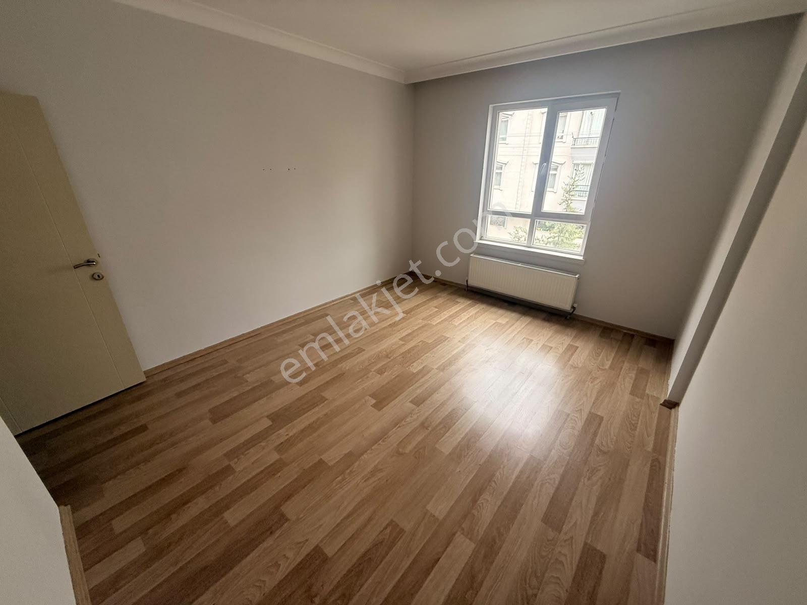 Keçiörende 3+1 Genişkulanişlı Köşe Başi Cadde Yanı İskanlı Daire — fotoğraf 19