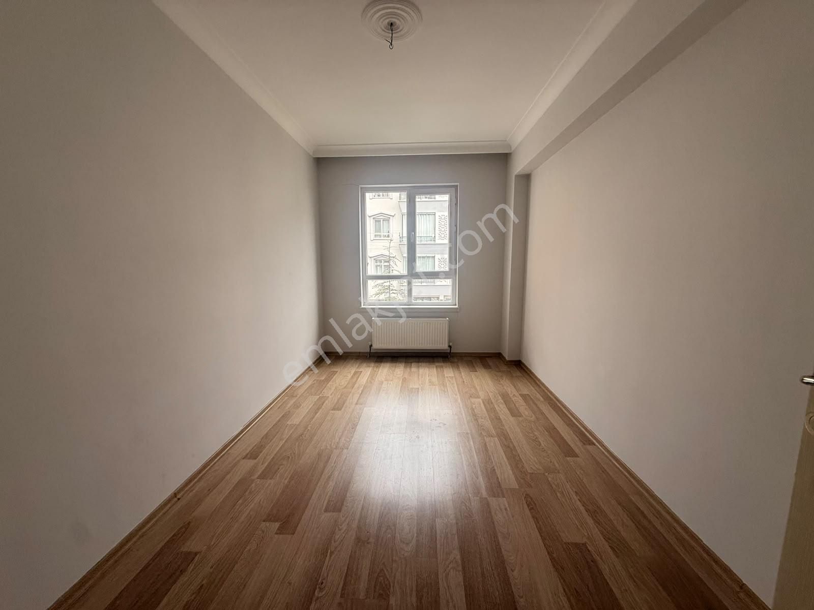 Keçiörende 3+1 Genişkulanişlı Köşe Başi Cadde Yanı İskanlı Daire — fotoğraf 28