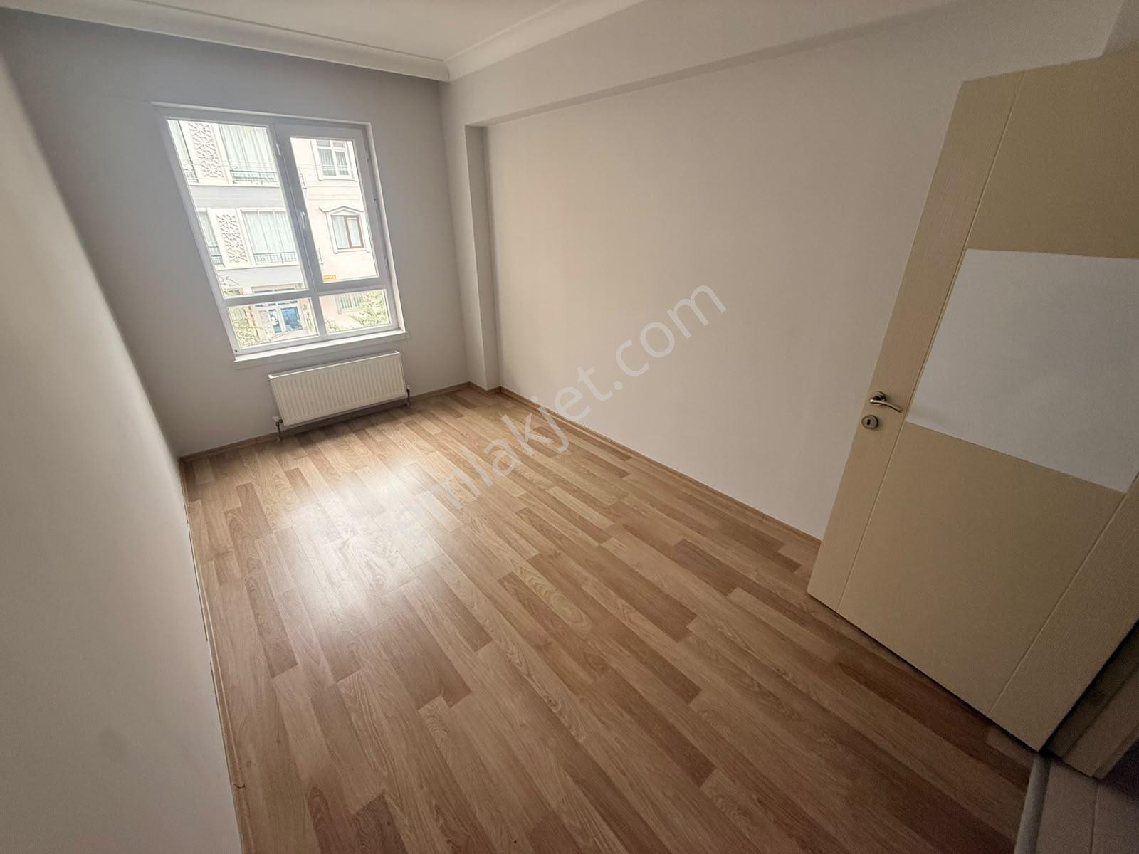 Keçiörende 3+1 Genişkulanişlı Köşe Başi Cadde Yanı İskanlı Daire — fotoğraf 32