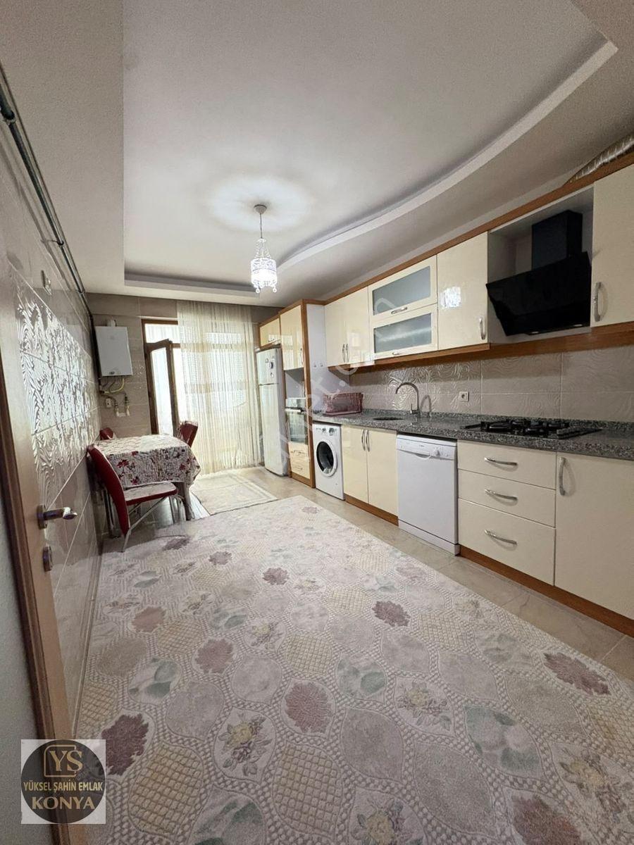 Yüksel Şahin'den Parsana'da Ara Kat Asansörlü Geniş 3+1 Satılık Daire — fotoğraf 3