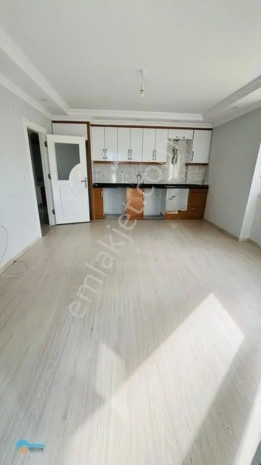 Deniz Yolunda 2+1- 80 M2 Daire ...!!! — fotoğraf 5