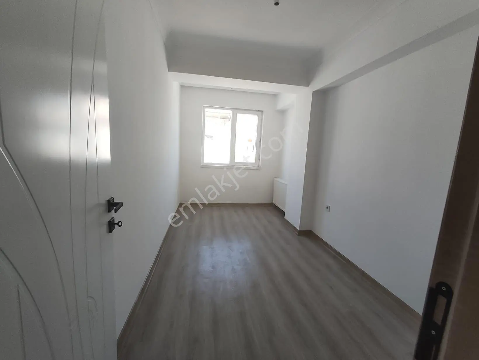 Yılmaz Gayrımenkulden Acıl Fıyat Düştü Satılık 2+1 Ön Cephe 3 Son Kat Sıfır Daıre — fotoğraf 12