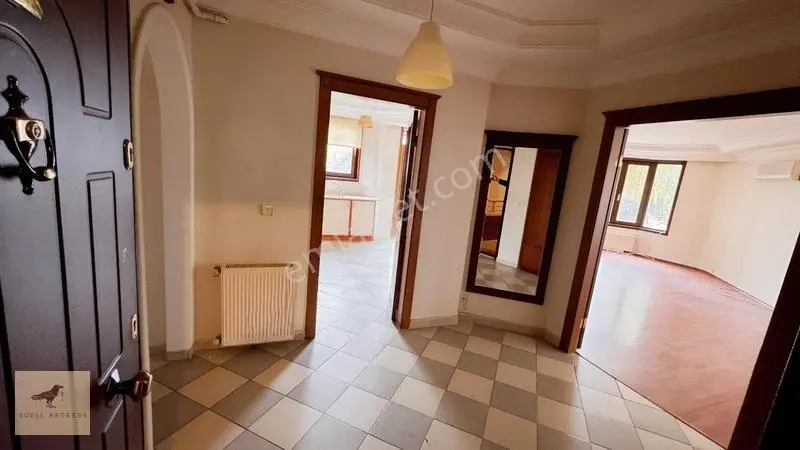 Satılık, Hilal, Kendine Ait Bahçe Kullanımlı, 3+1,boş, Asansörlü — fotoğraf 2