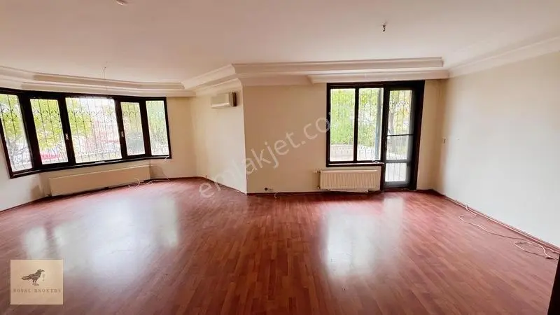 Satılık, Hilal, Kendine Ait Bahçe Kullanımlı, 3+1,boş, Asansörlü — fotoğraf 4