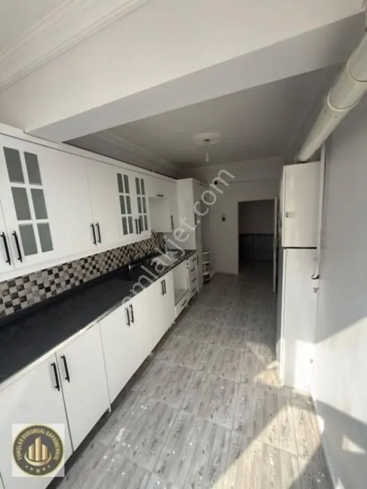 Huzur Evlerinde Satılık 2+1 Fırsat Daire — fotoğraf 2