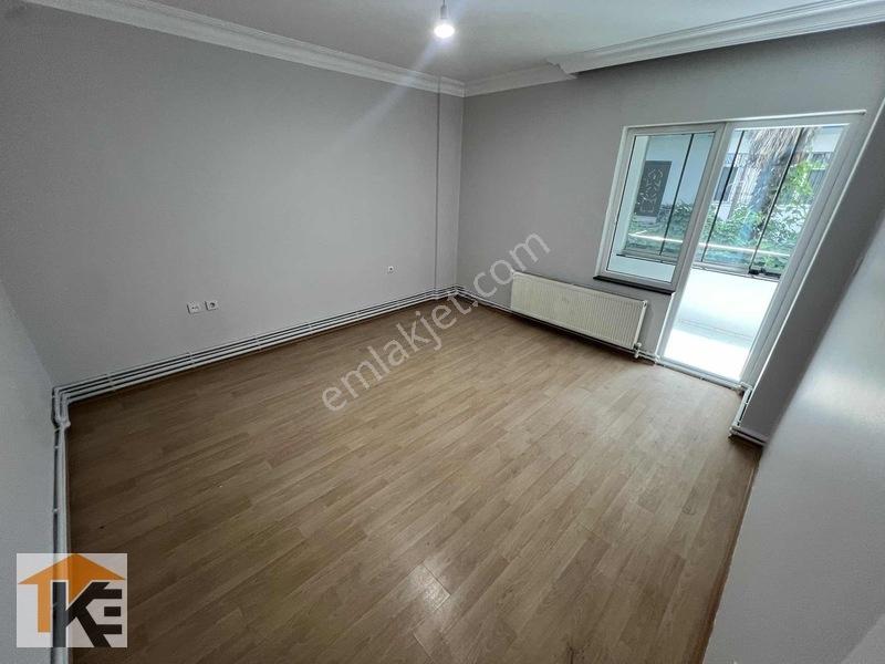 Karadeniz Emlak'tan Anayolun Üzerinde Satılık Geniş 2+1 Daire — fotoğraf 11