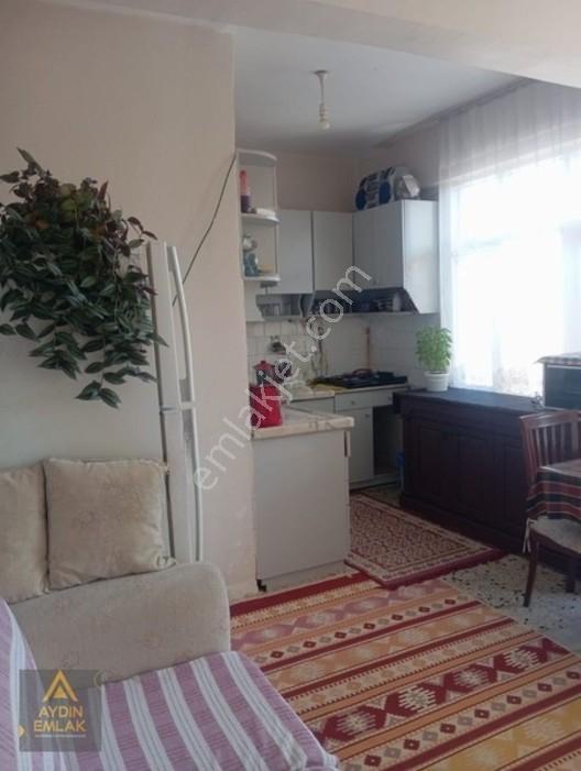 Aydın'dan İstiklal Caddesinde 2+1 Fırsat Satılık Daire — fotoğraf 8