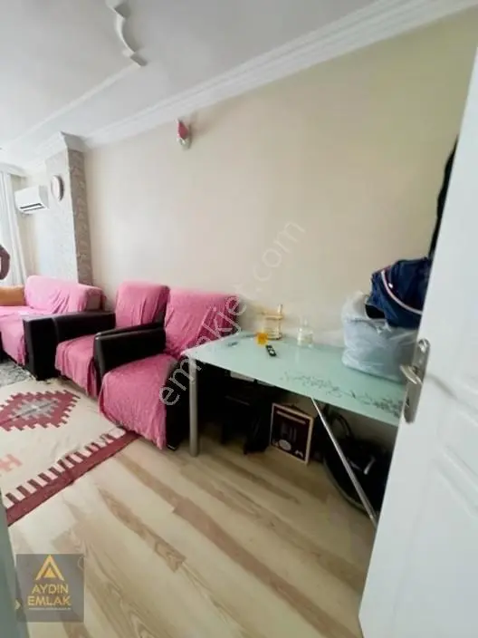 Aydın'dan Merkezi Konumda 3+1 Asansörlü Fırsat Satılık Daire — fotoğraf 4