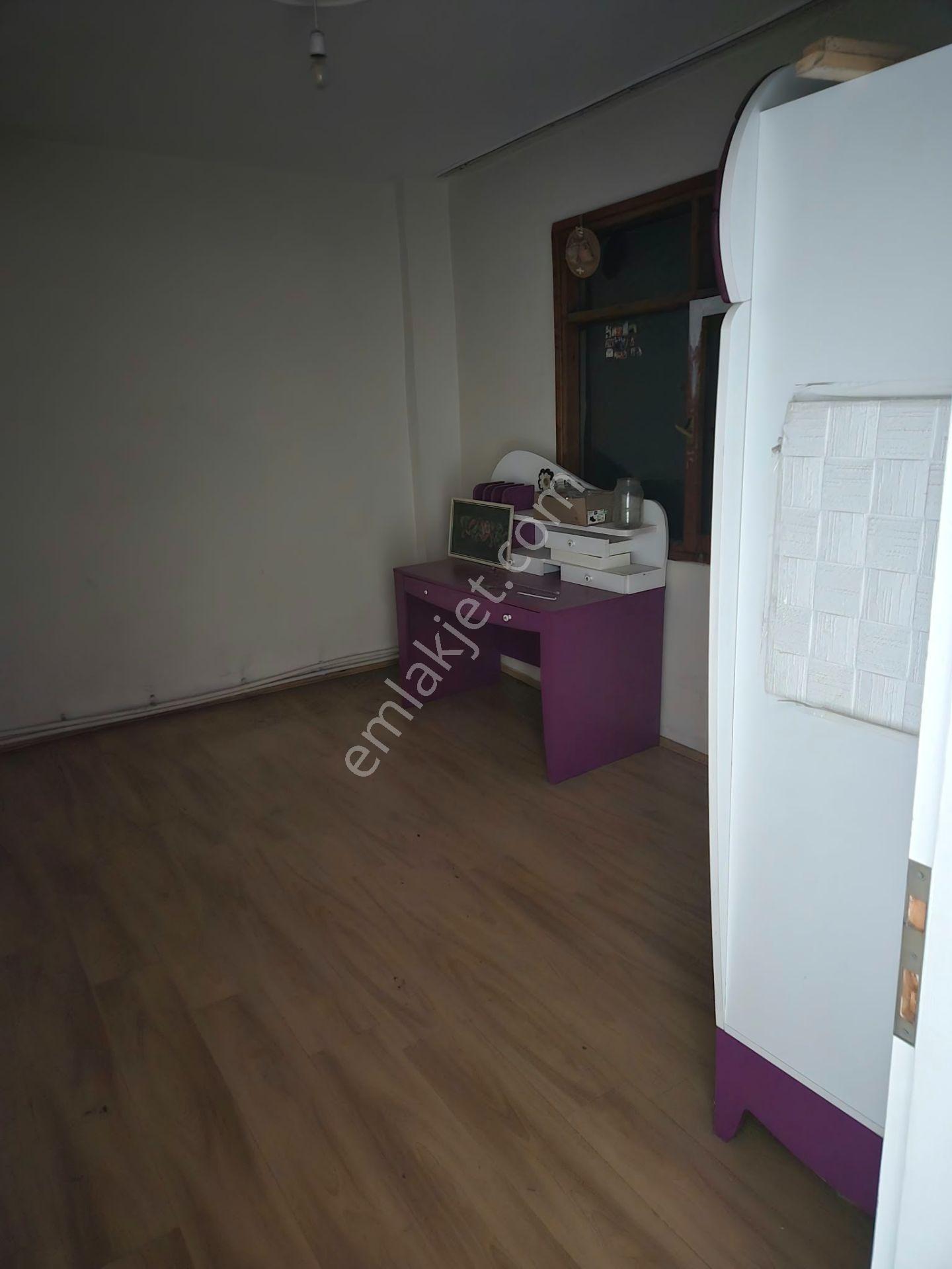 Zeynebiye Caddesinde 3+1 Kelepir Daire 150m2 — fotoğraf 6