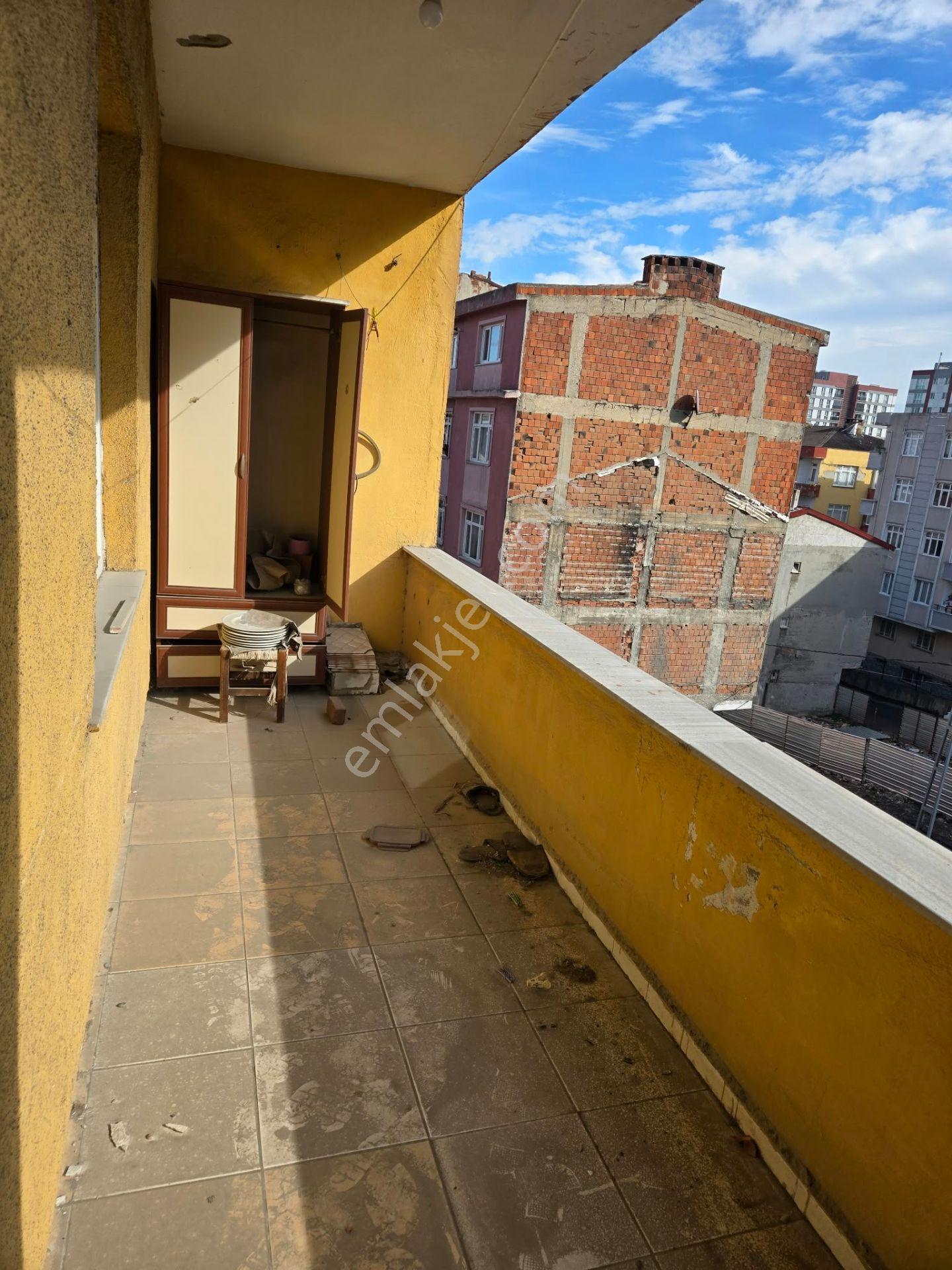 Zeynebiye Caddesinde 3+1 Kelepir Daire 150m2 — fotoğraf 10