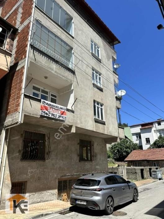 Karadeniz Emlak'Tan Kadifekale De 3+1 Satılık Daire