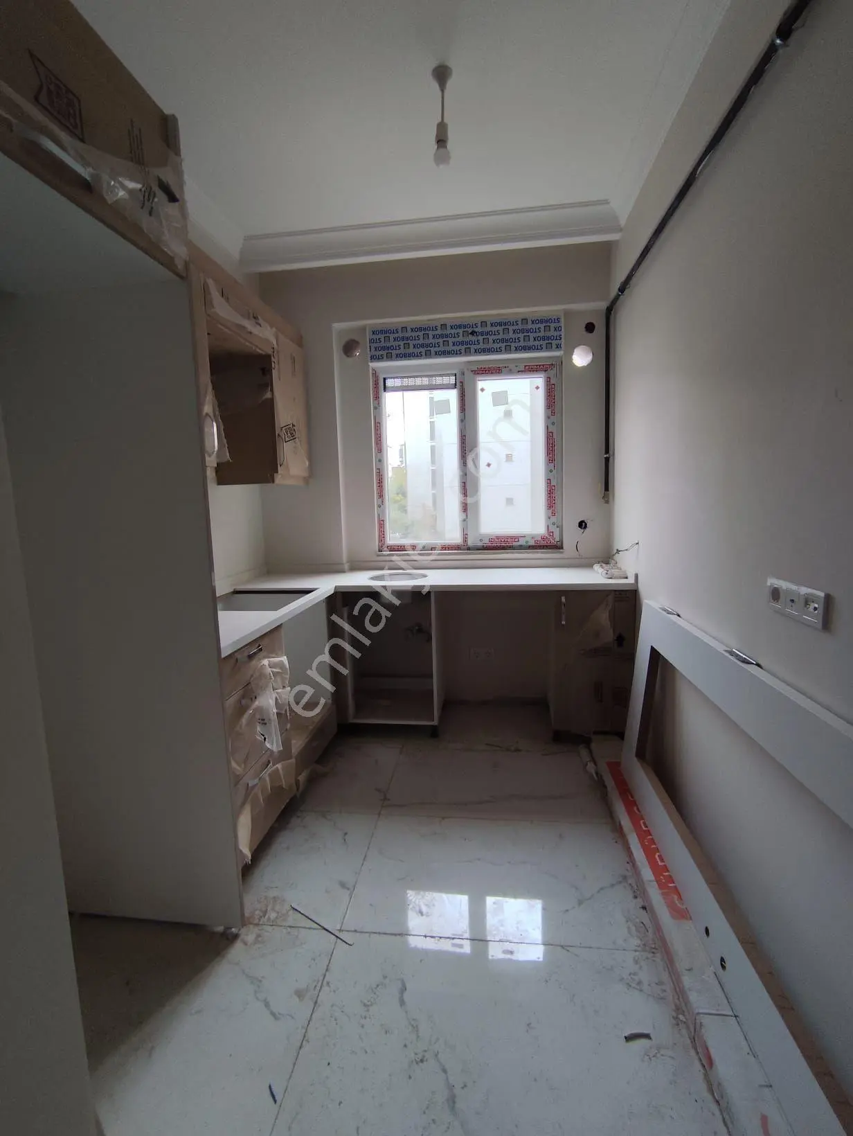 Mertcan'dan Esentepe Mah Merkezi Konum Balkonlu 2+1 Sıfır Daire — fotoğraf 9