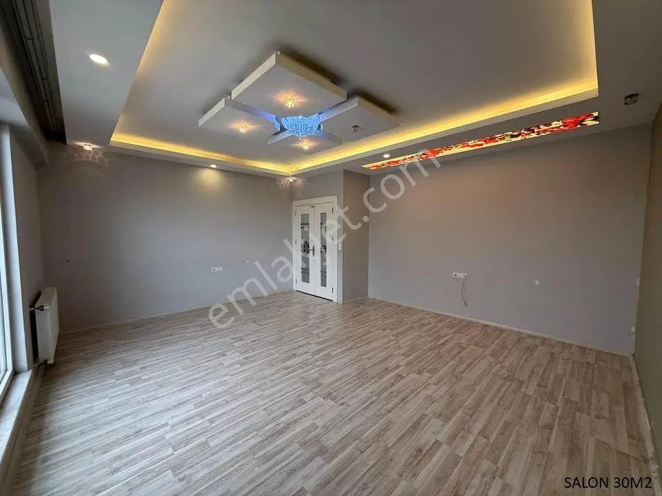 Repa Gayrimenkul Songül Gözcü'den Ana Cadde Üzerinde Satılık 3+1 — fotoğraf 3