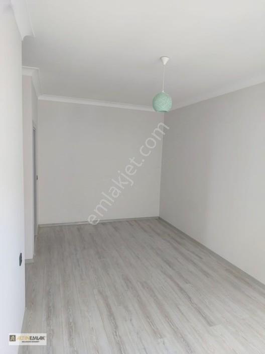 Merkezi Konumda, Okul Yanında 3+1 Ebeveyn Banyolu Fırsat Daire — fotoğraf 9