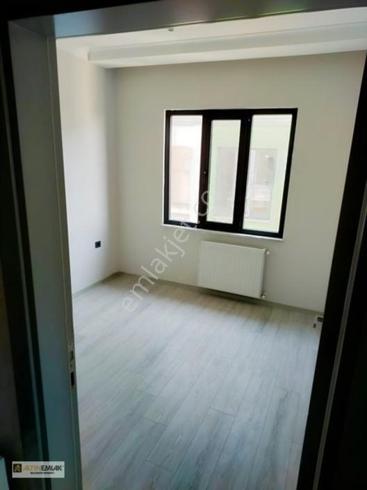 Merkezi Konumda, Okul Yanında 3+1 Ebeveyn Banyolu Fırsat Daire — fotoğraf 11