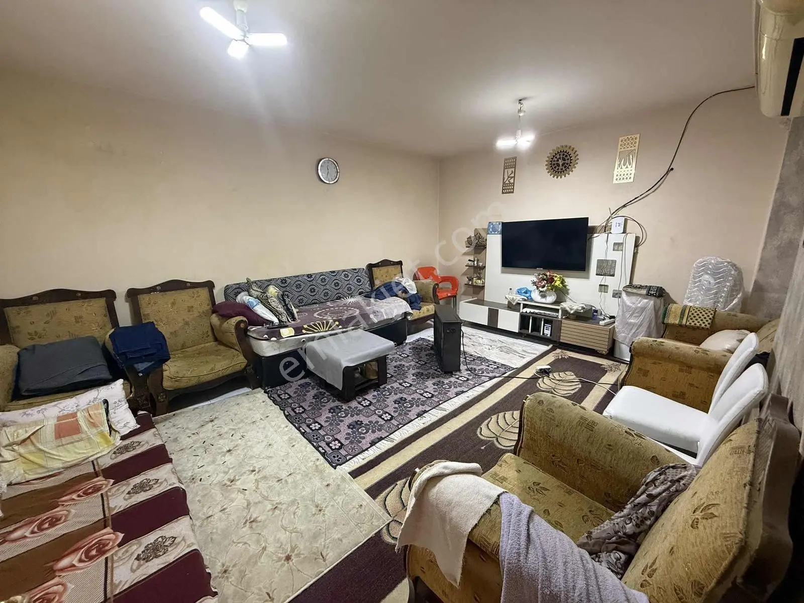 Demir Emlak'tan Sırrın'da Satılık Tapulu 3 Katlı Ev — fotoğraf 3