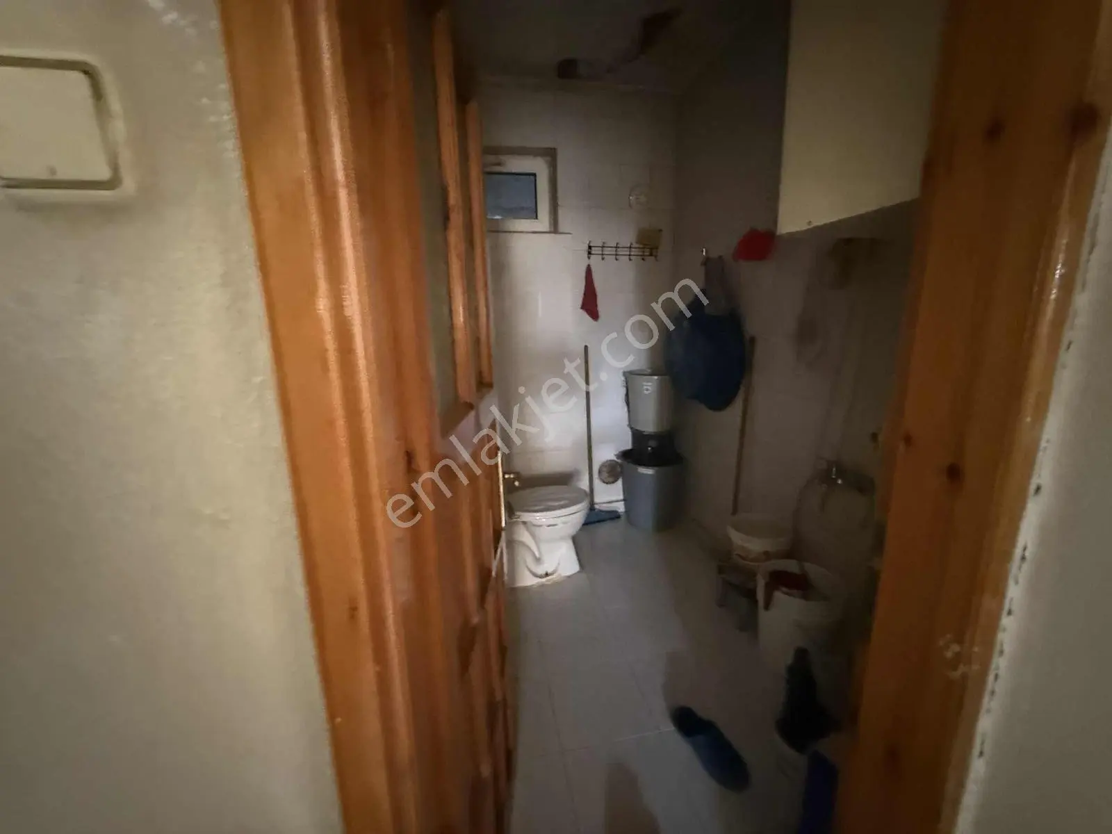 Demir Emlak'tan Sırrın'da Satılık Tapulu 3 Katlı Ev — fotoğraf 14