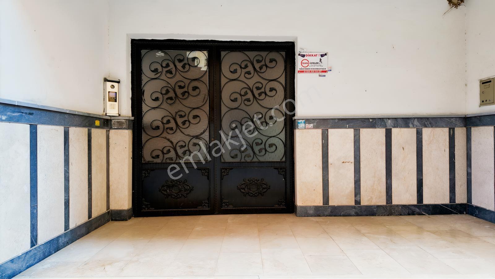 Aydın Hasan Efendi Mh.'de Satılık 4+1 Otoparklı Ara Kat Daire — fotoğraf 2
