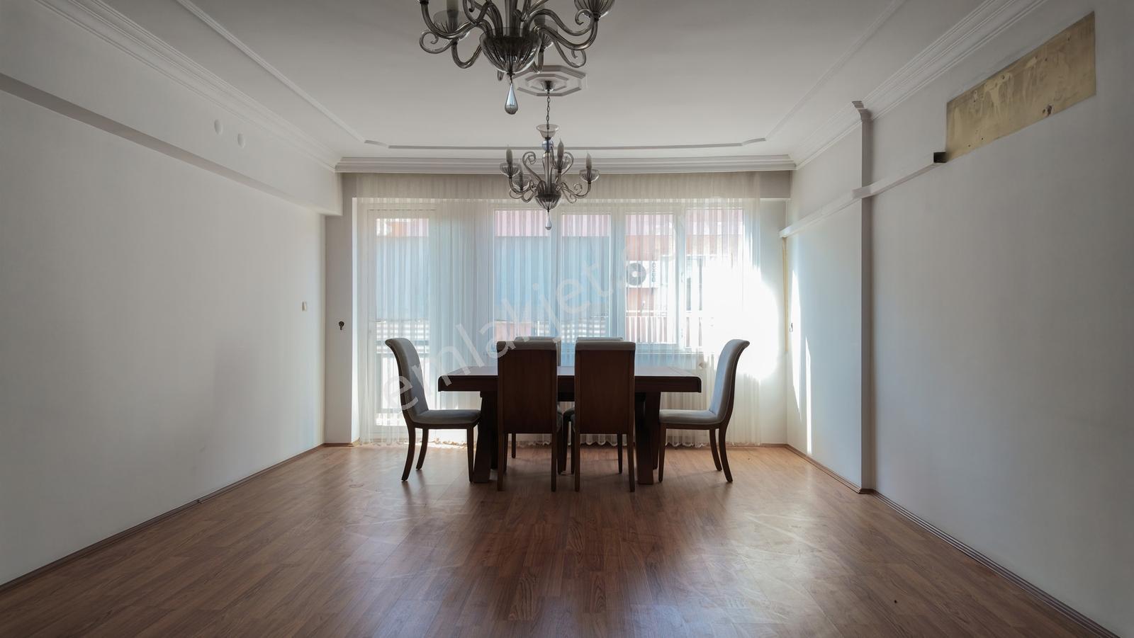 Aydın Hasan Efendi Mh.'de Satılık 4+1 Otoparklı Ara Kat Daire — fotoğraf 9