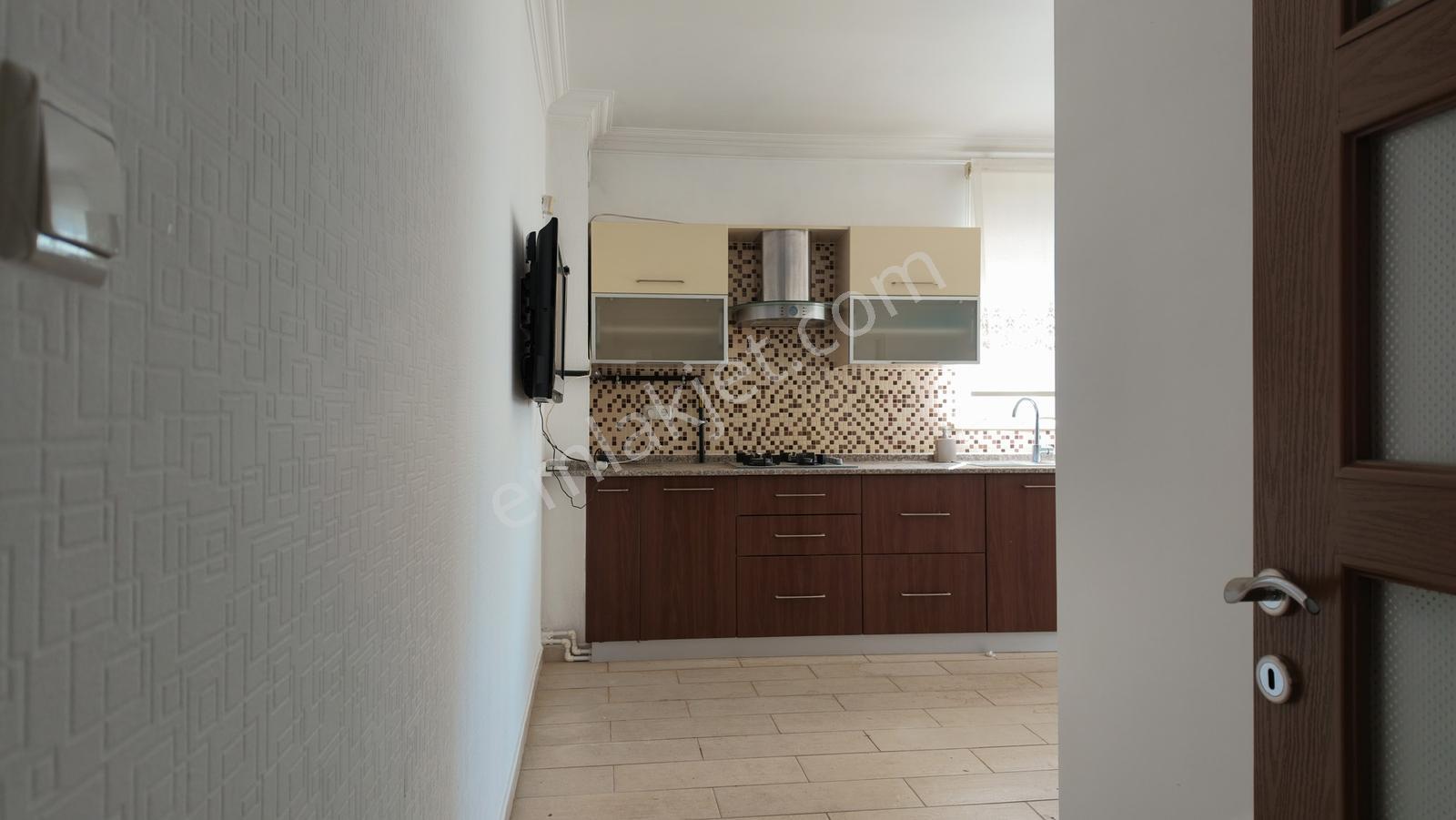 Aydın Hasan Efendi Mh.'de Satılık 4+1 Otoparklı Ara Kat Daire — fotoğraf 13