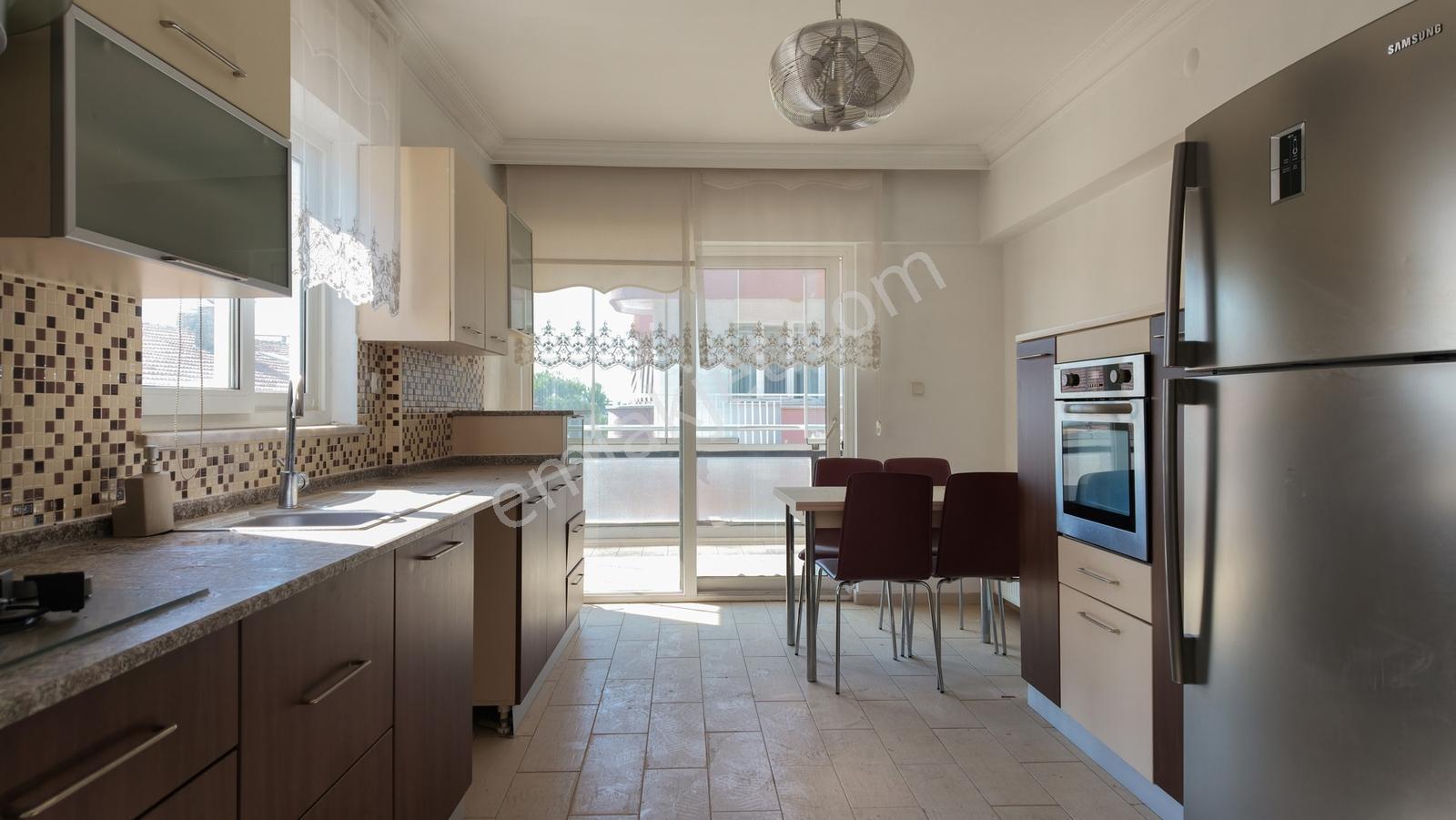 Aydın Hasan Efendi Mh.'de Satılık 4+1 Otoparklı Ara Kat Daire — fotoğraf 14
