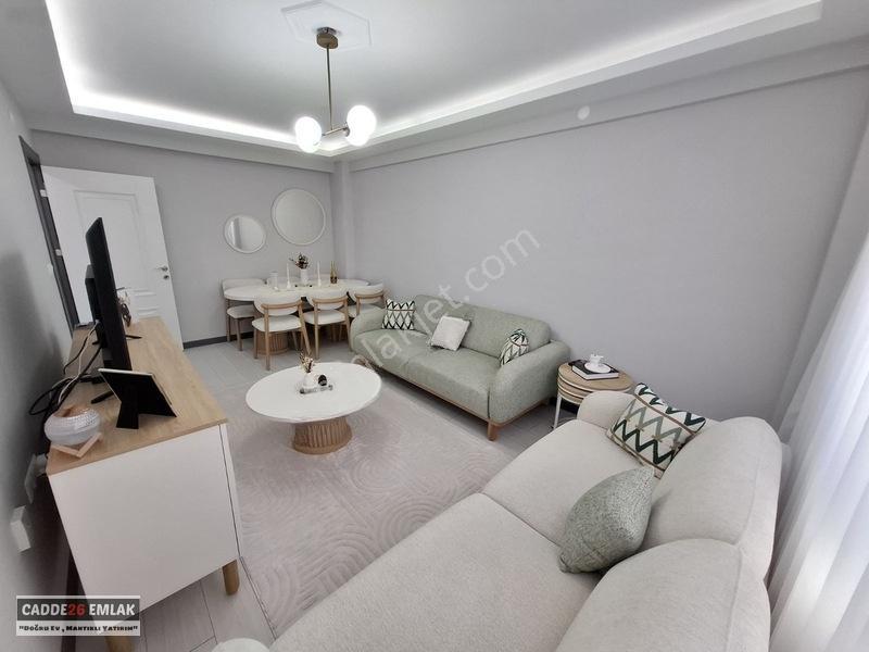 Cadde26 Dan Esenli Caddesinin Dibinde Satılık 2+1 Daire — fotoğraf 5