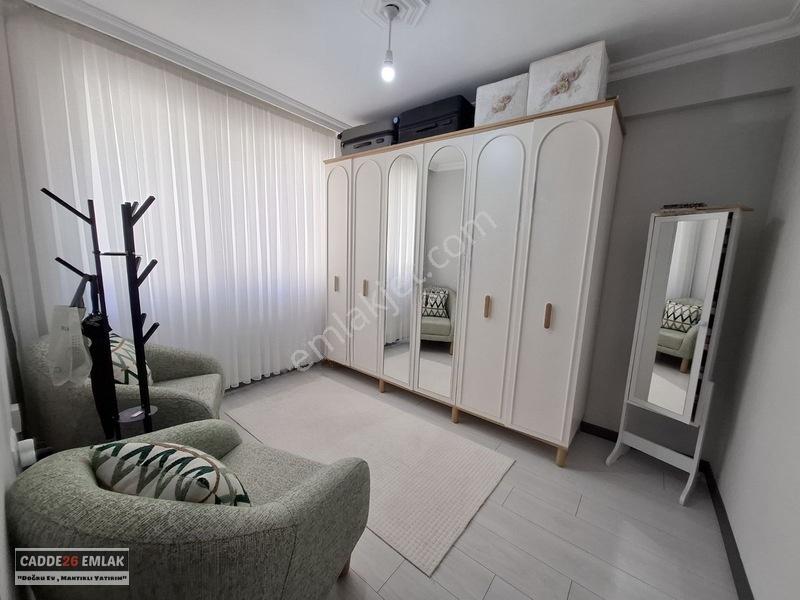 Cadde26 Dan Esenli Caddesinin Dibinde Satılık 2+1 Daire — fotoğraf 7