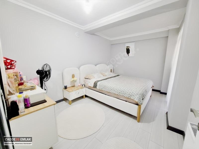 Cadde26 Dan Esenli Caddesinin Dibinde Satılık 2+1 Daire — fotoğraf 13