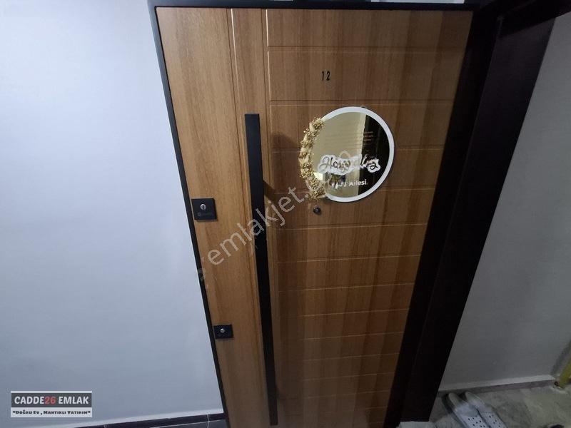 Cadde26 Dan Esenli Caddesinin Dibinde Satılık 2+1 Daire — fotoğraf 23