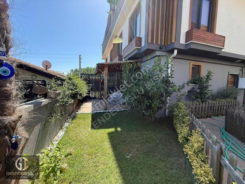 Denize 3 Dk | Havuzlu | Müstakil Bahçeli | Eşyalı Lüks Villa — fotoğraf 8