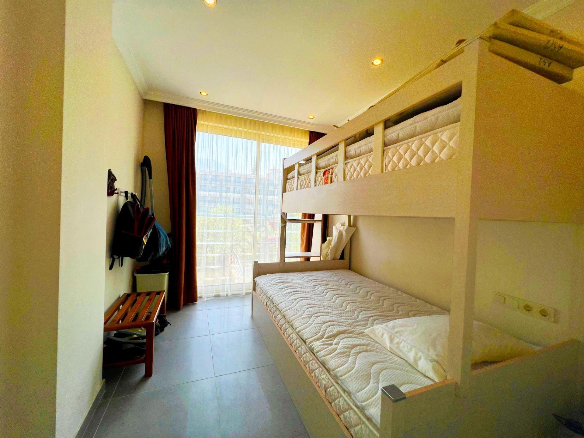 Alanya Kargıcakta Manzaralı Yerden Isıtmalı Ferah 4+1 Çatı Dubleksi Daire — fotoğraf 10