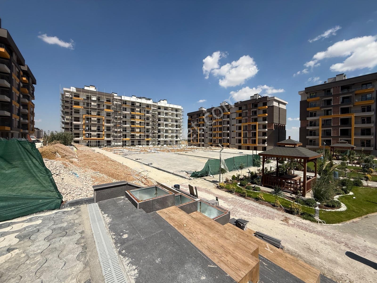 Yasin Cantez Ve Emlakça'dan Port Maslakta 2+1 Satılık Daire — fotoğraf 12