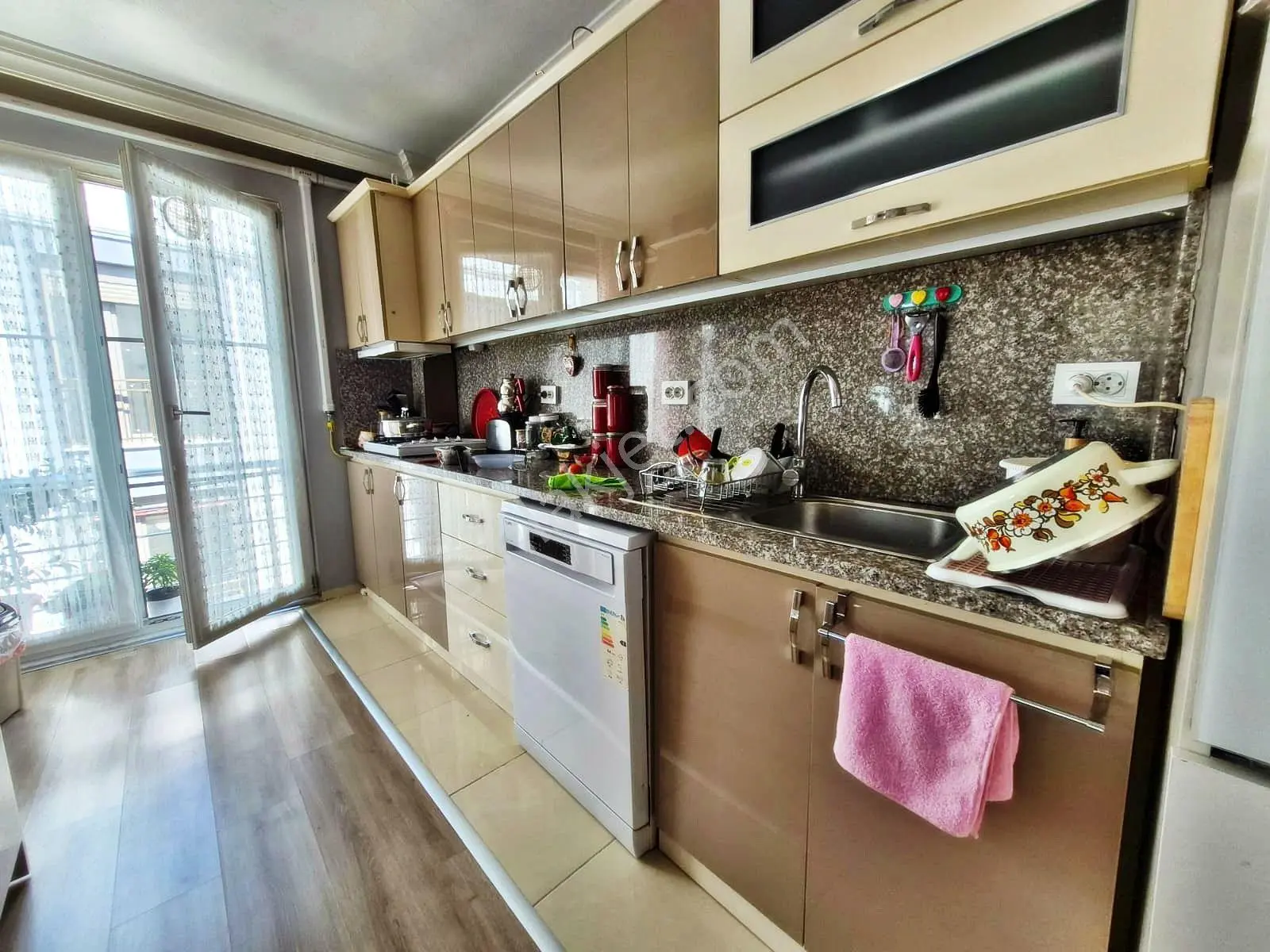 Aktif'ten Akçay'da Satılık Harika Konumlu Masrafsız 2+1 Ferah Daire — fotoğraf 15