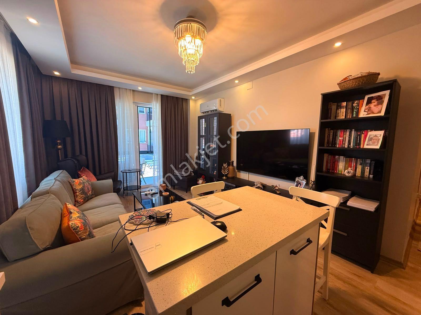 Goldhouse Dan Satılık Daire Havuz Cepheli Site İçinde Masrafsız Giriş Katı — fotoğraf 7