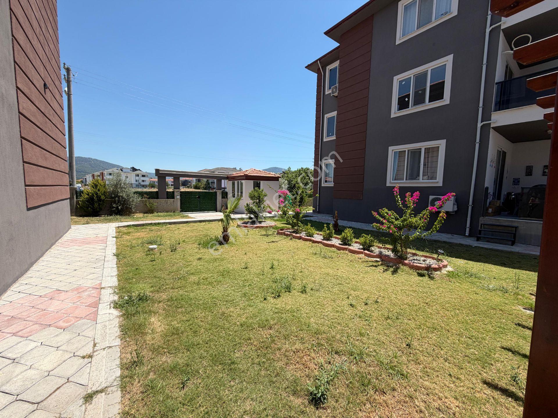 Goldhouse Dan Satılık Daire Havuz Cepheli Site İçinde Masrafsız Giriş Katı — fotoğraf 24