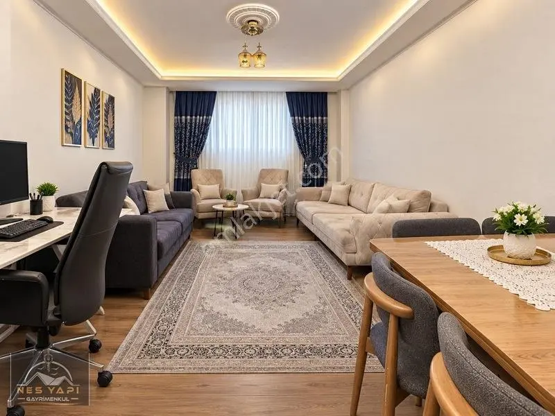 Merkezi Konumda Dev M2 2+1 Giriş Katı Daire!!!! — fotoğraf 2