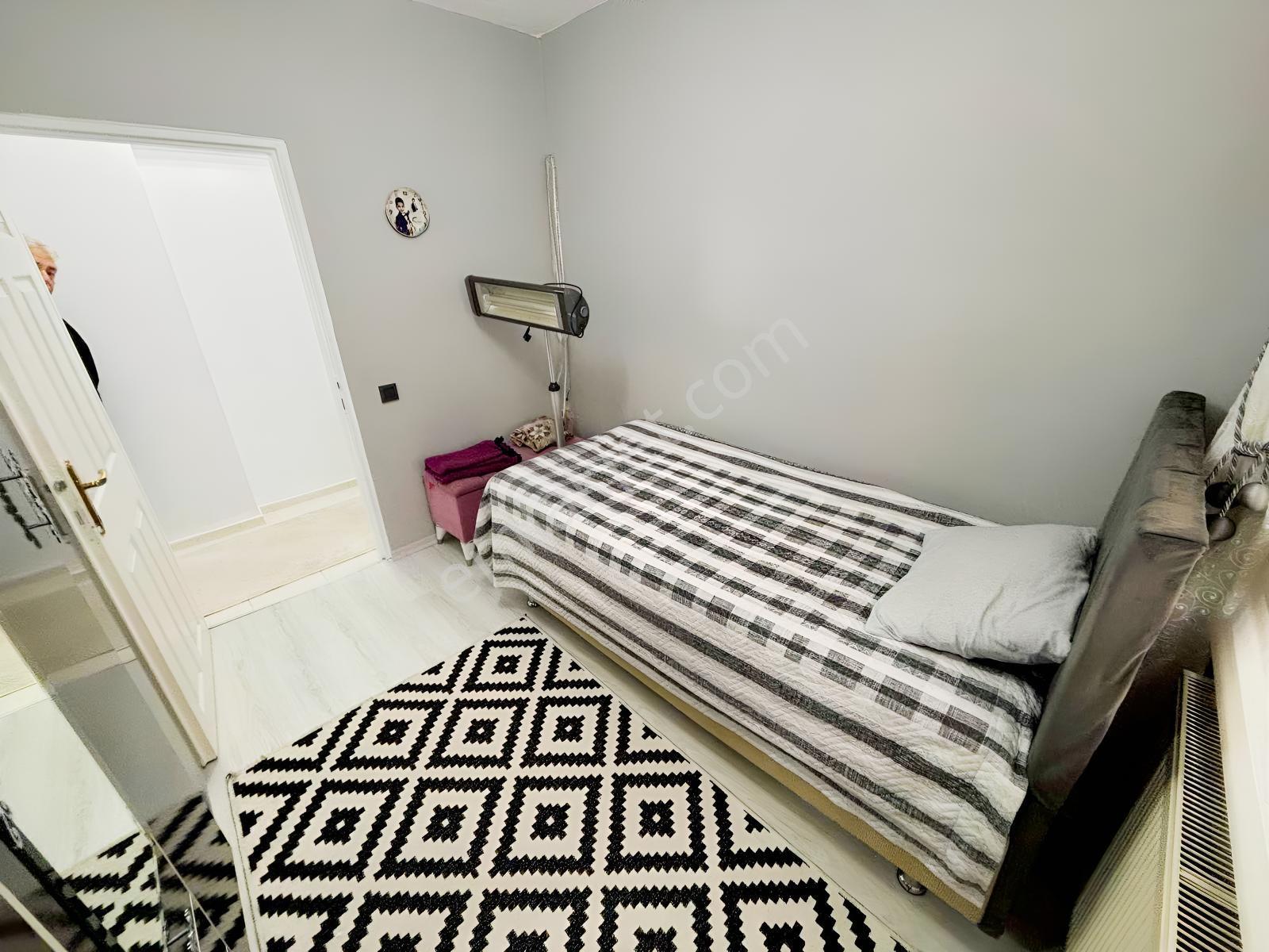 Bağlum Bulvar Üzeri Katta Asansörlü Full Yapılı 3+1 Daire — fotoğraf 11